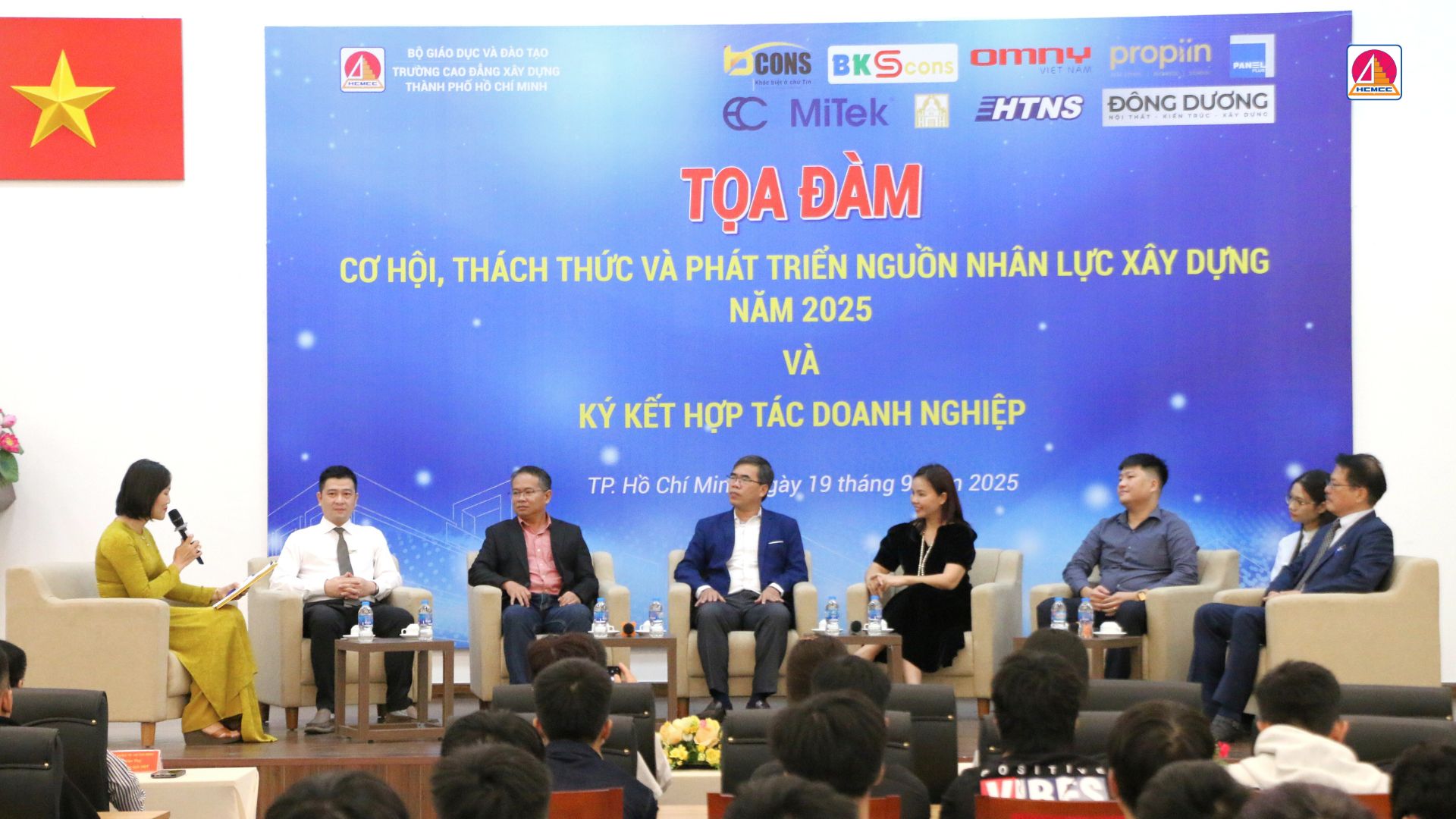 Tọa Đàm “Cơ Hội, Thách Thức Và Hợp Tác Phát Triển Nguồn Nhân Lực Xây Dựng Năm 2025”
