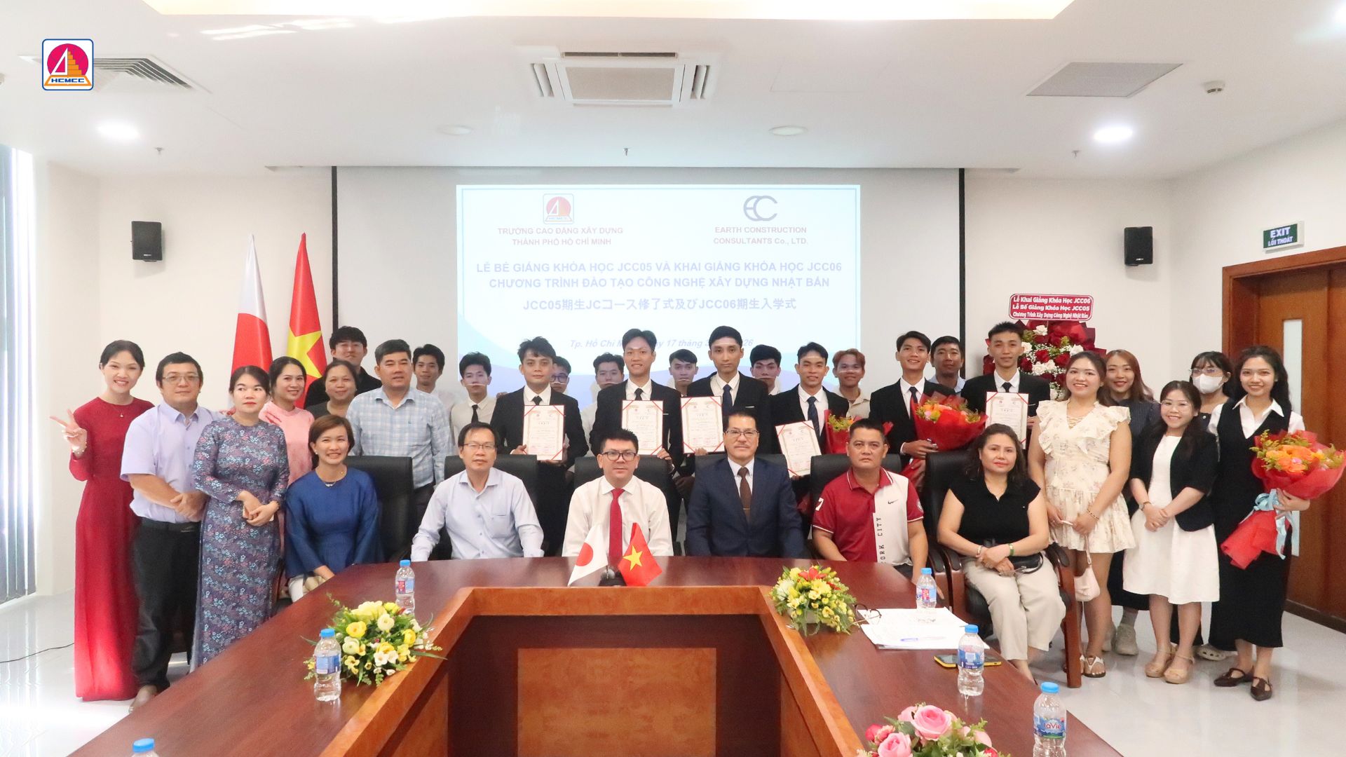 Lễ Bế Giảng Khóa Học JCC05 Và Khai Giảng Khóa JCC06