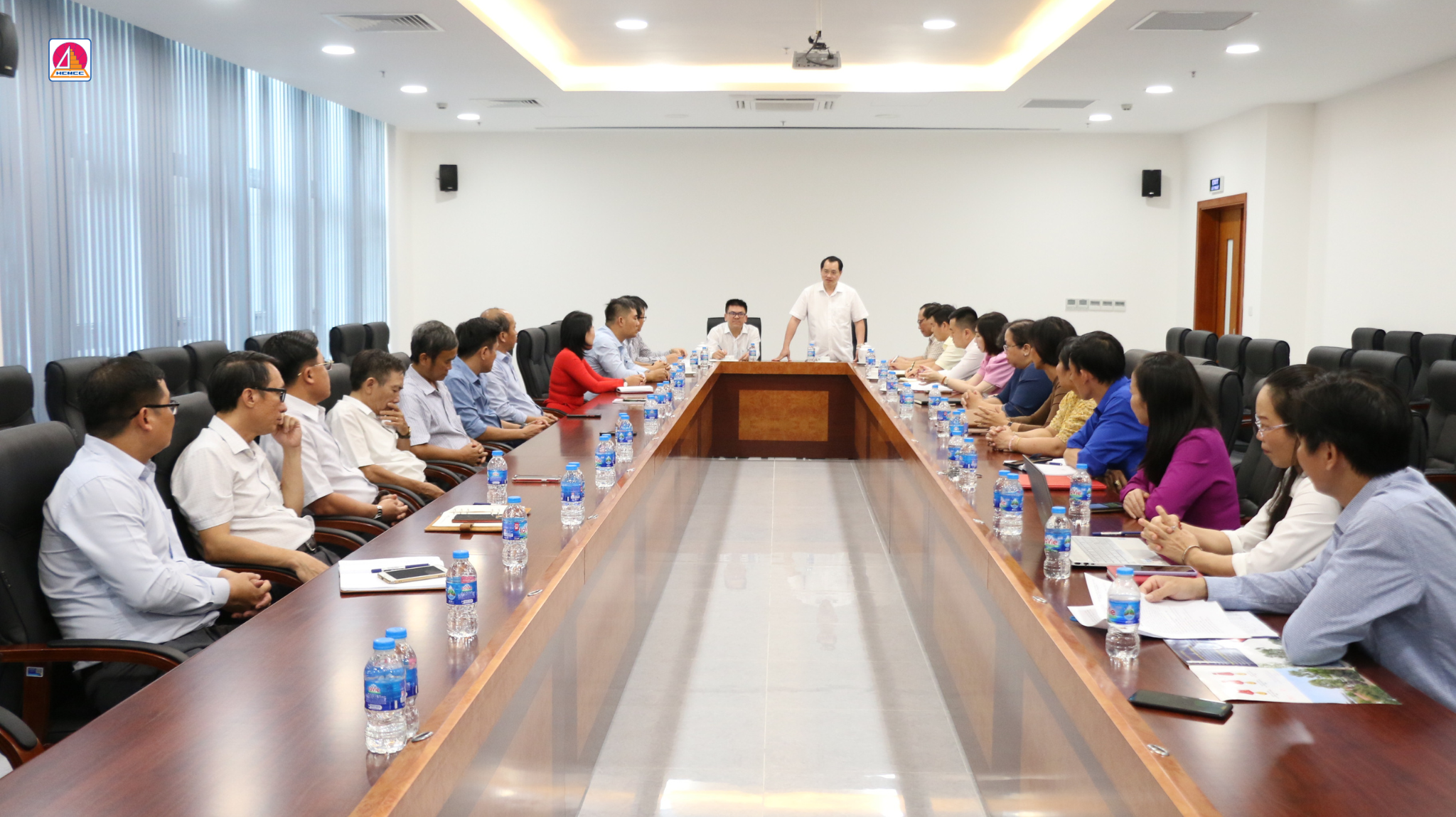 Đồng Chí Hà Xuân Tùng - Vụ Trưởng Vụ Tổ Chức Cán Bộ, Bộ LĐTB&XH Đến Thăm Và Làm Việc Với Nhà Trường