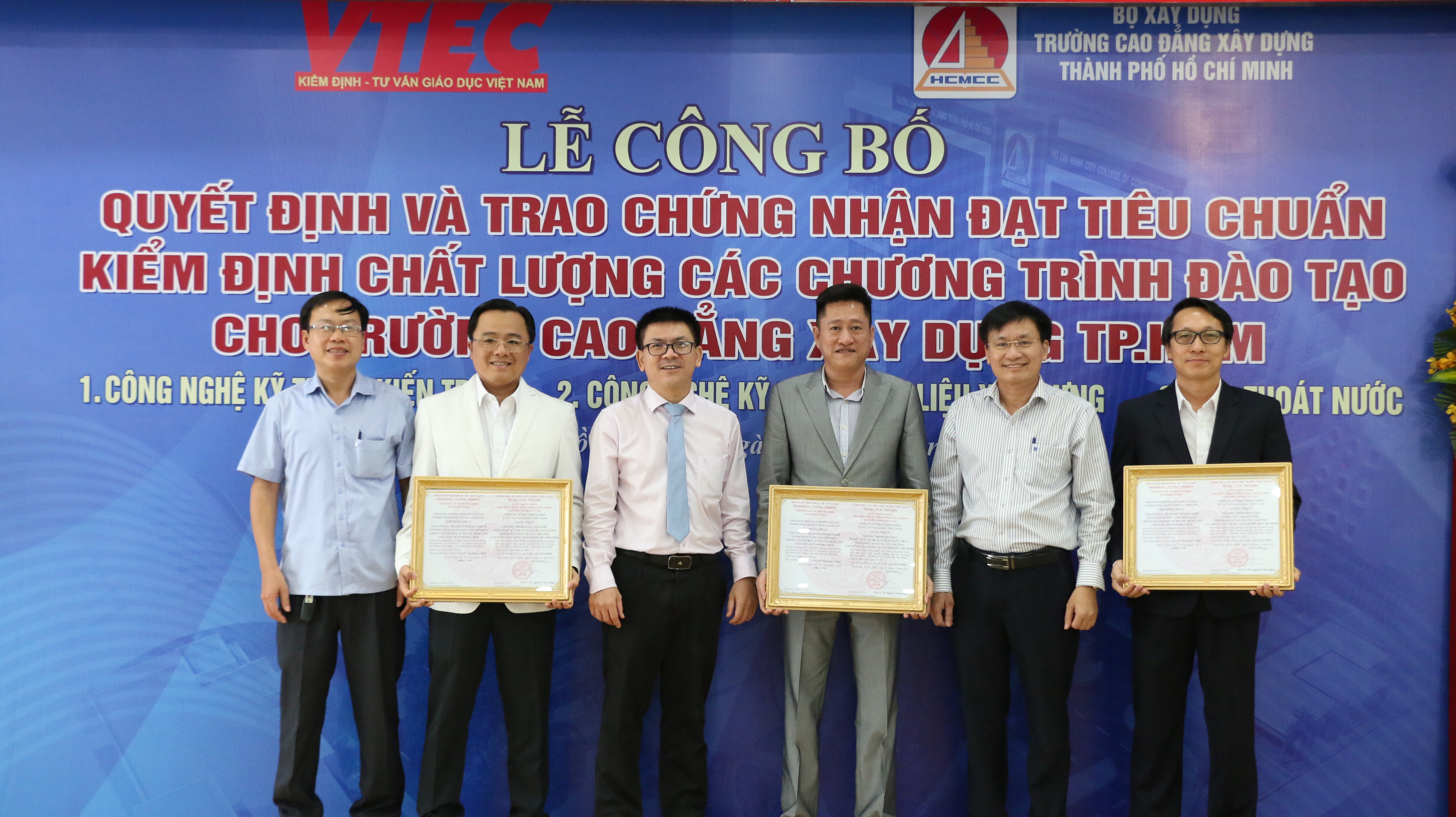 Lễ công bố và trao chứng nhận chất lượng đào tạo ngành công nghệ kỹ thuật kiến trúc, công nghệ kỹ thuật vật liệu xây dựng, và cấp, thoát nước